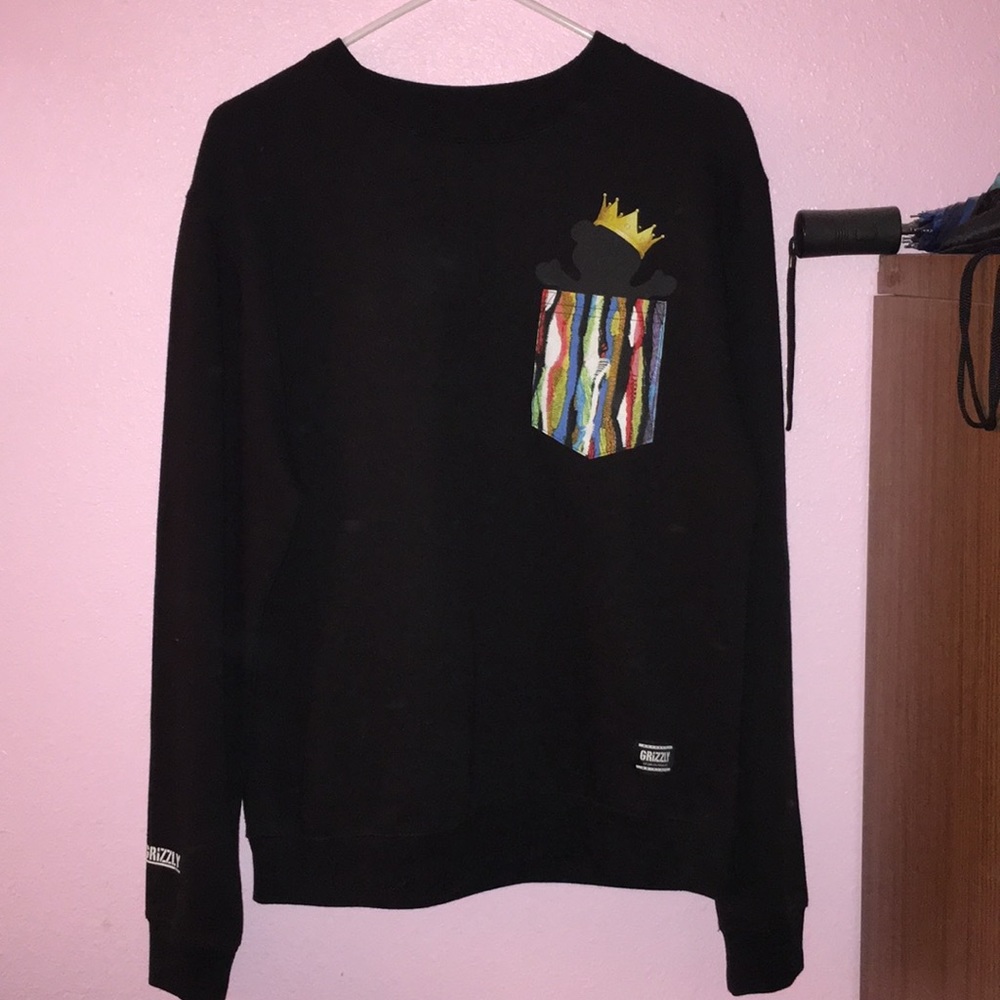New Grizzly crewneck from zumiez!